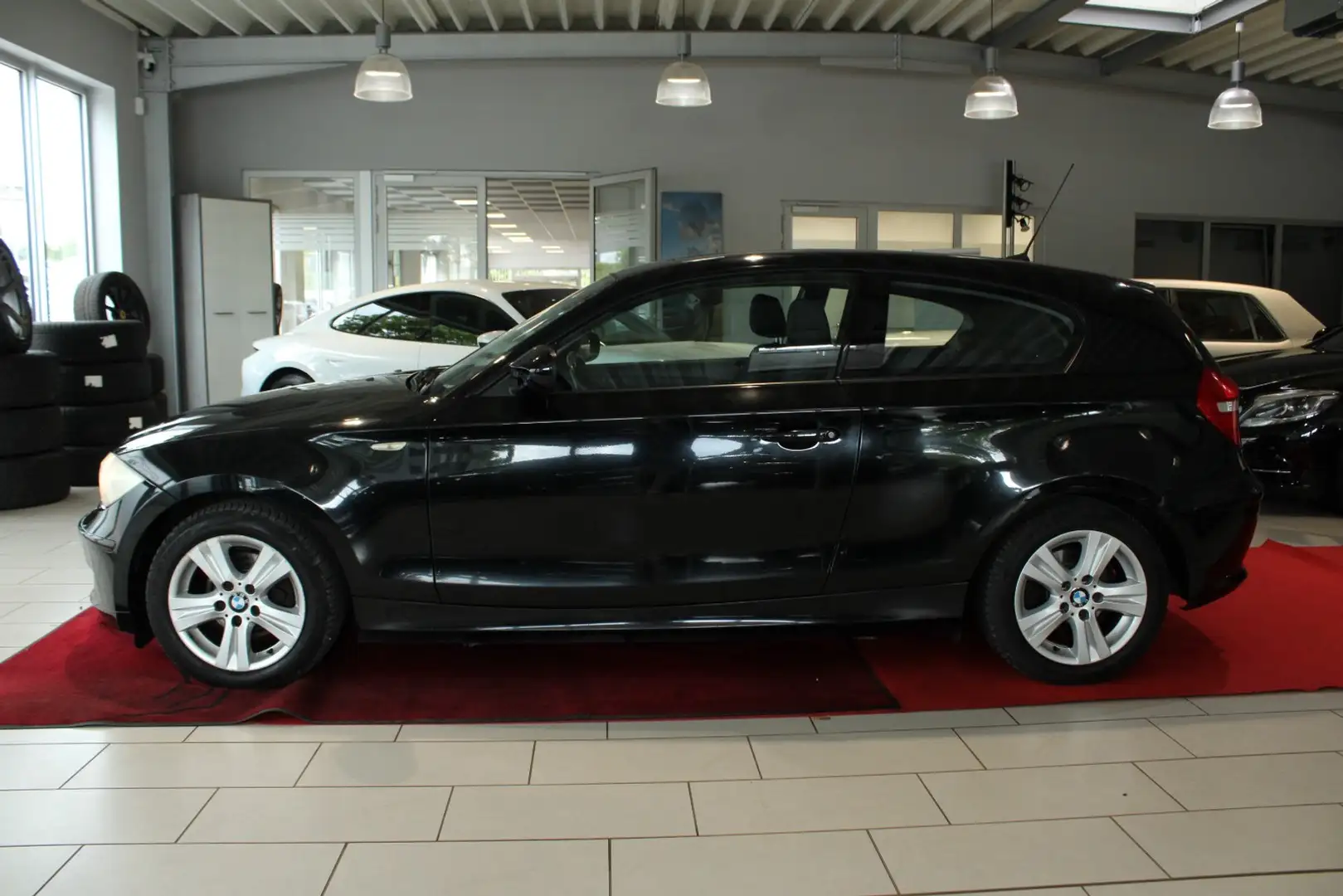 BMW 116 i AHK*Sportfahrwerk M* Schiebedach Noir - 2