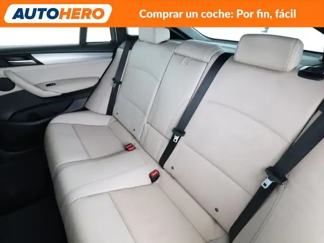 BMW X4 view 15