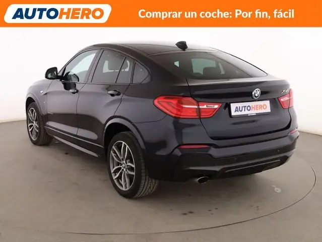 BMW X4 view 4