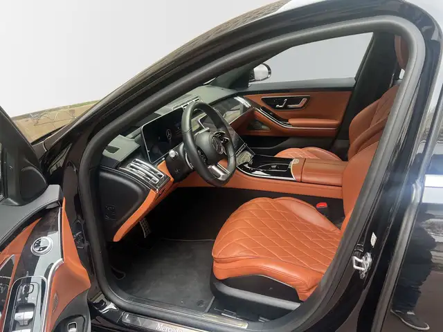 Mercedes-Benz S 500 view 7