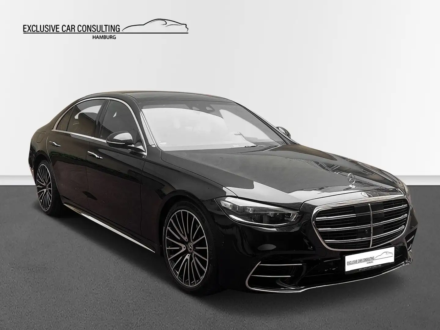 Mercedes-Benz S 500 4Matic L AMG Line *Pano *Burmester *Headup Černá - 1