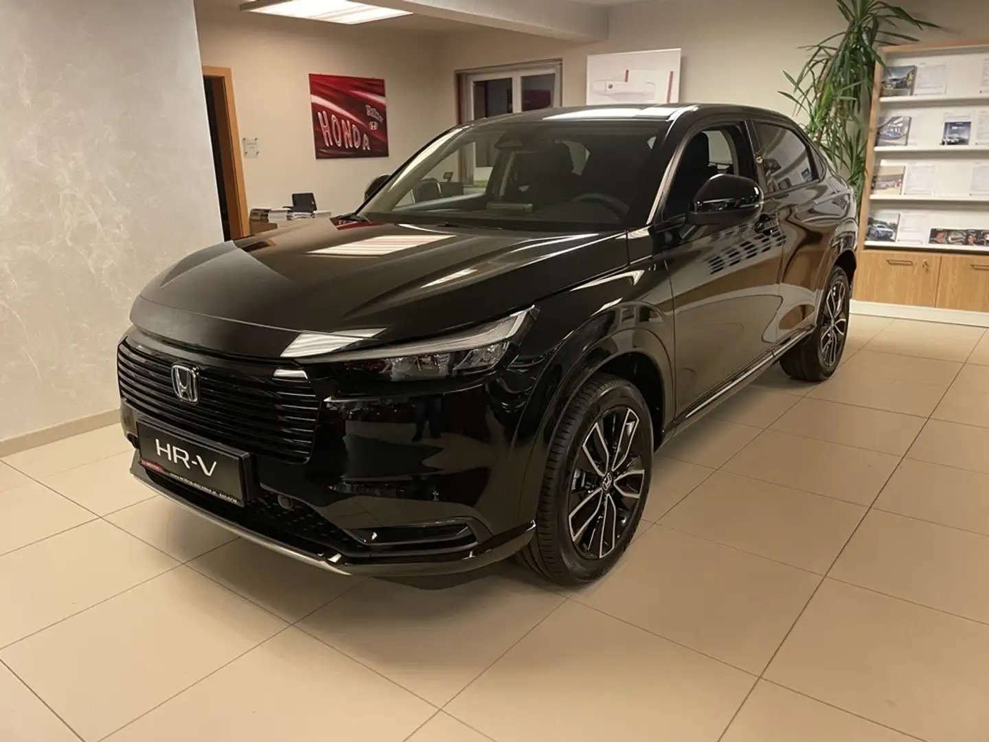 Honda HR-V 1,5 i-MMD Hybrid 2WD Advance Aut. Schwarz - 1