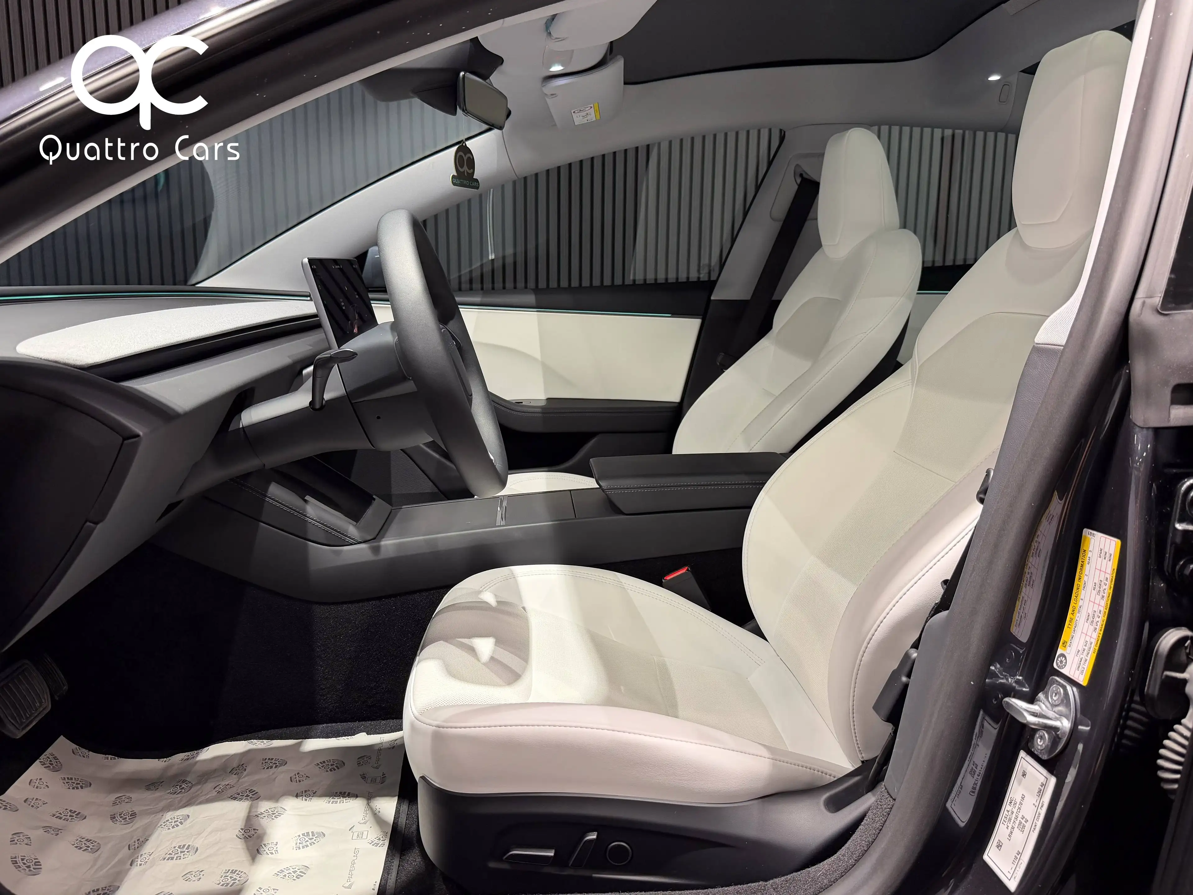 Tesla Model 3 Premium propulsion / Cuir blanc / 1ere Main / Tvac — photo 12