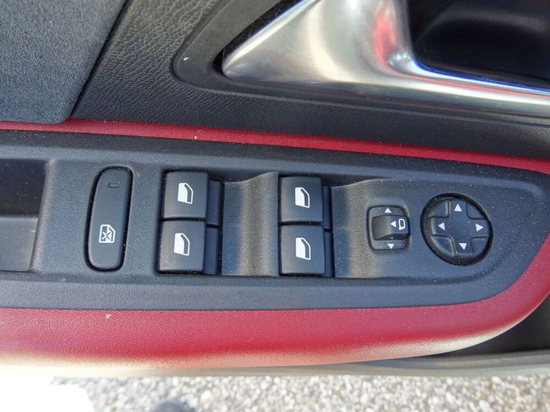 Citroen C4 PureTech 130 Shine EAT8, Leder, Panorama, AHV! — photo 14