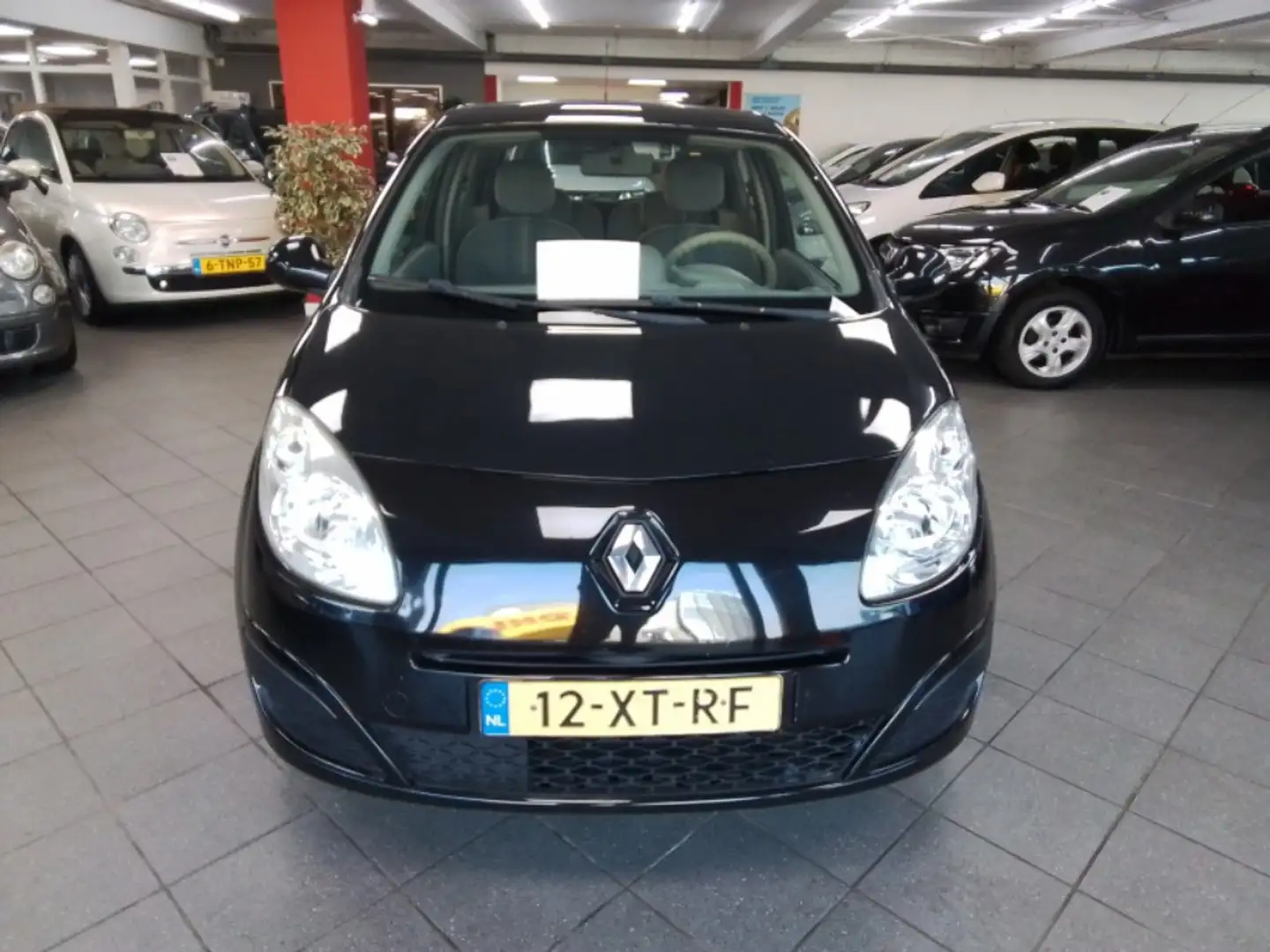 Renault Twingo 1.2-16V Expression Zwart - 2