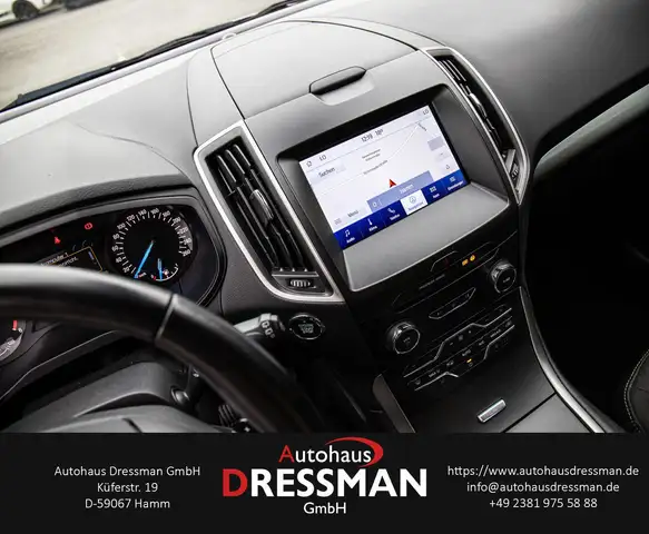 Ford S-Max view 15