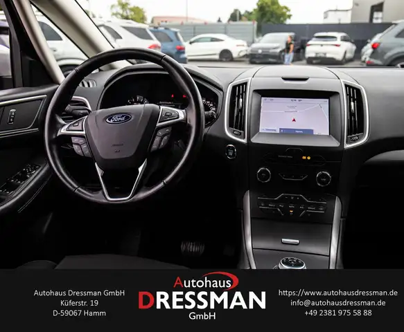 Ford S-Max view 14