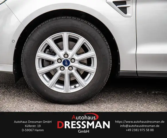 Ford S-Max view 8