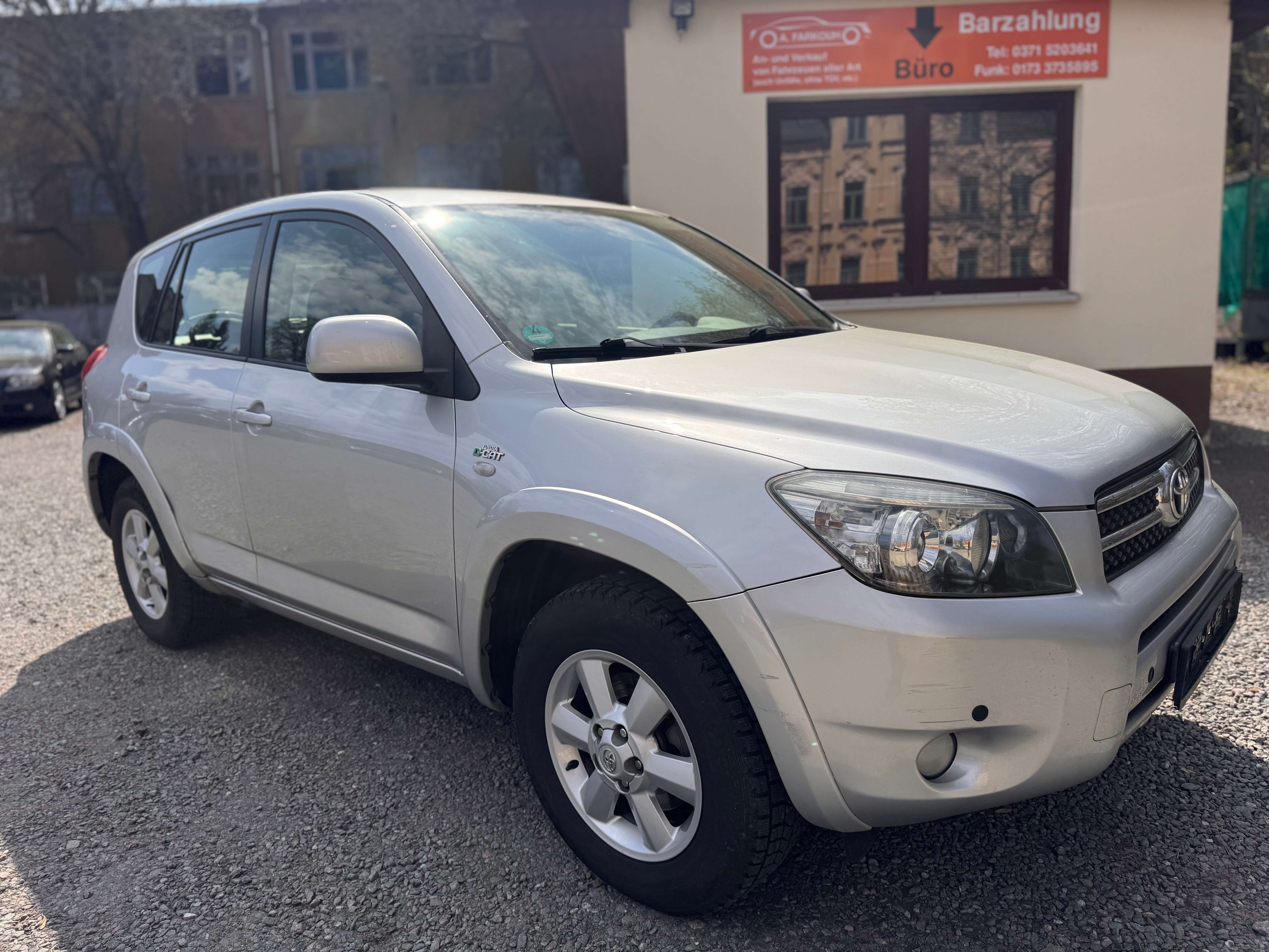Second hand Toyota Rav4 
