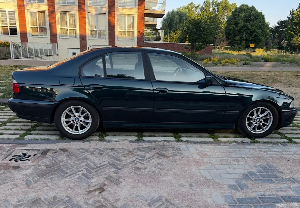 BMW 523i Executive, foto 11