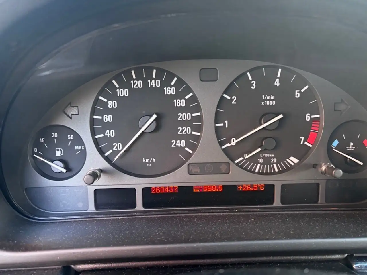 BMW 523i Executive, foto 8