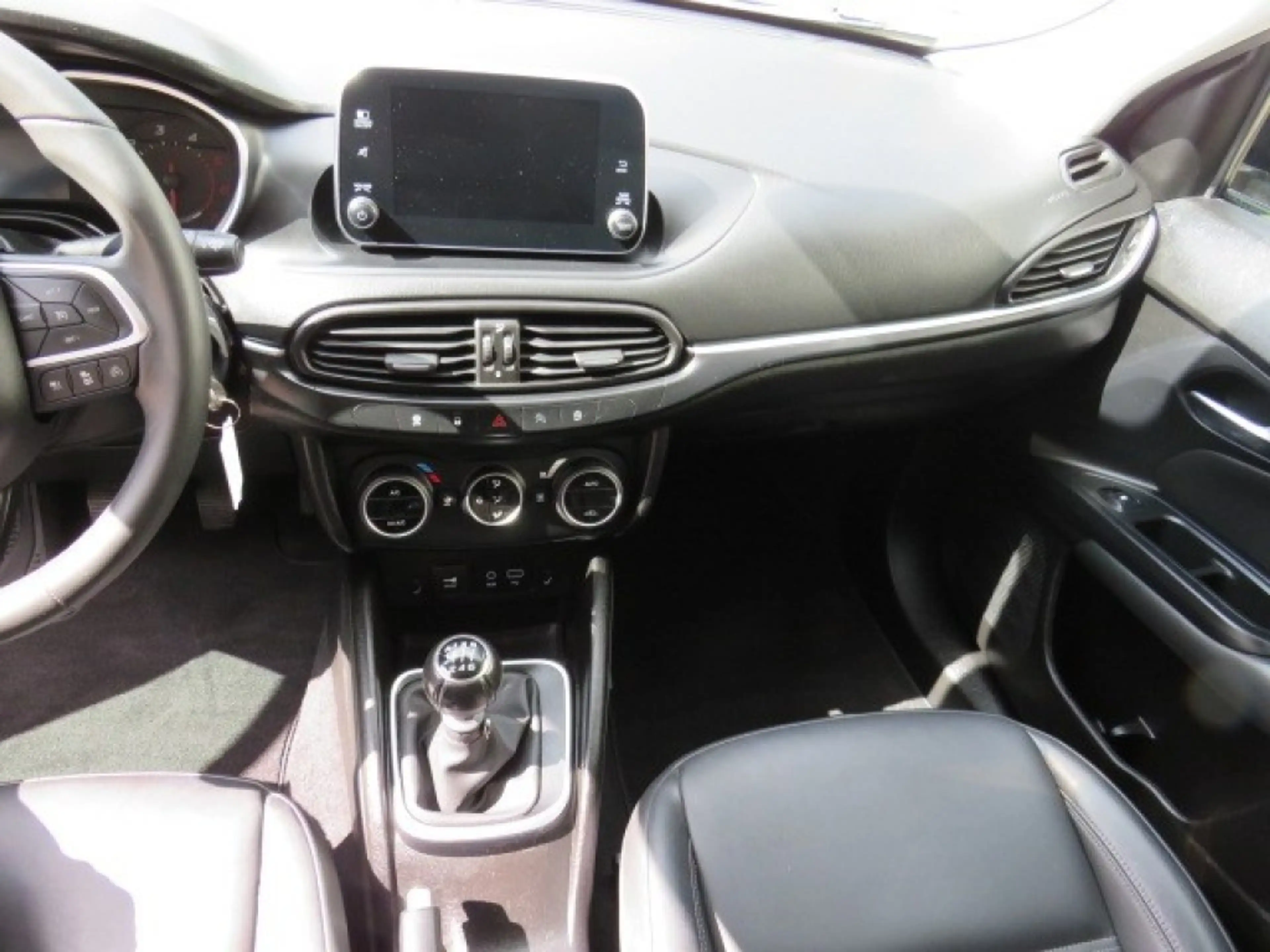 Fiat Tipo 1.6 MJ 16V BNS LUSSO — photo 16