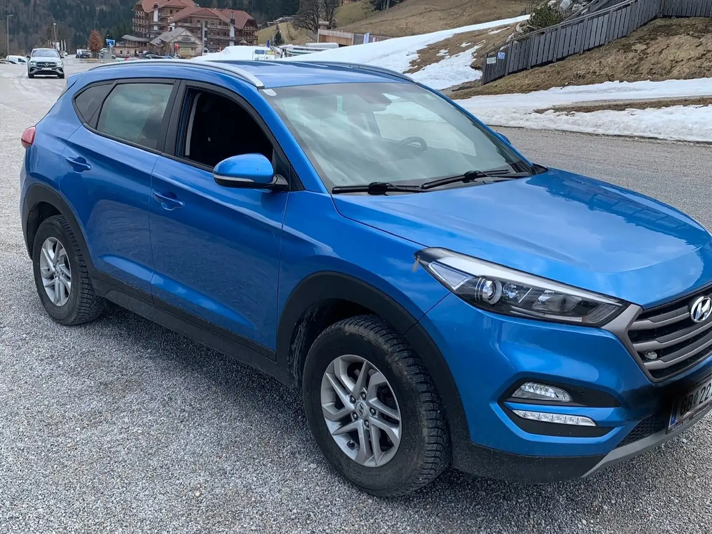 Hyundai TUCSON 1,6 GDI Start-Stopp Premium Blau - 1