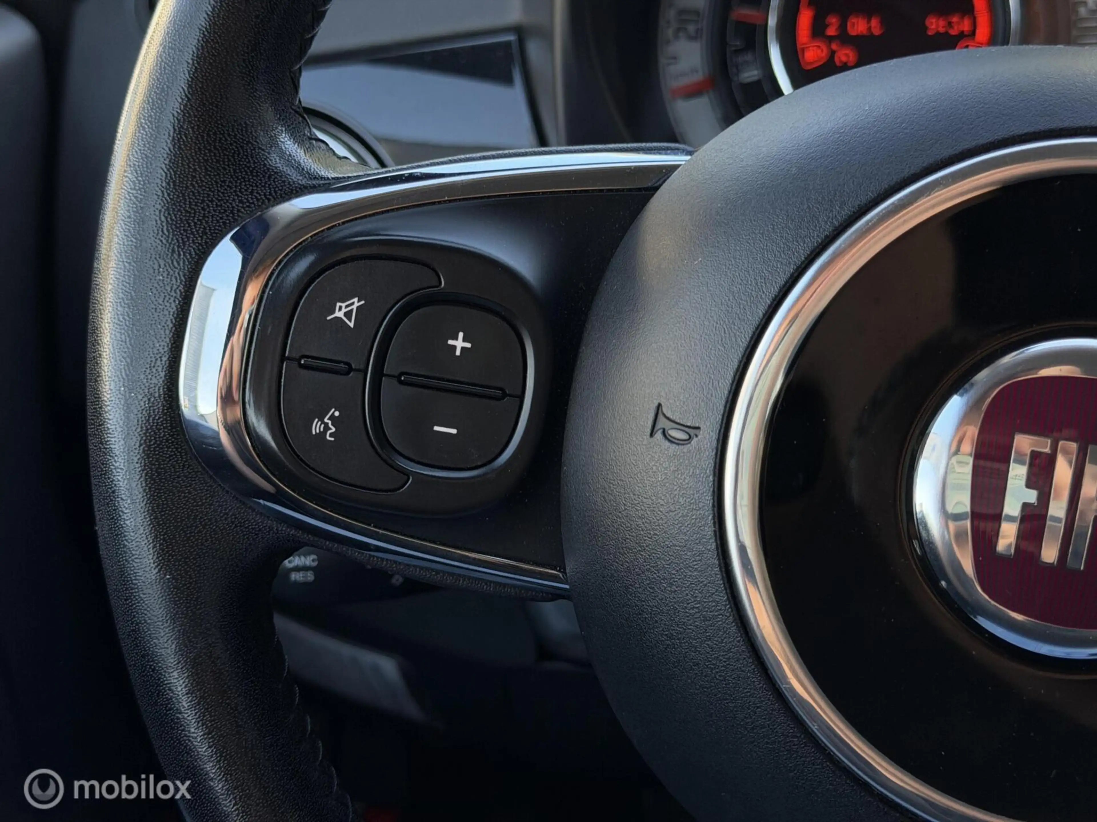 Fiat 500 0.9 TwinAir Turbo Lounge Cabrio! | Cruise Control — photo 11