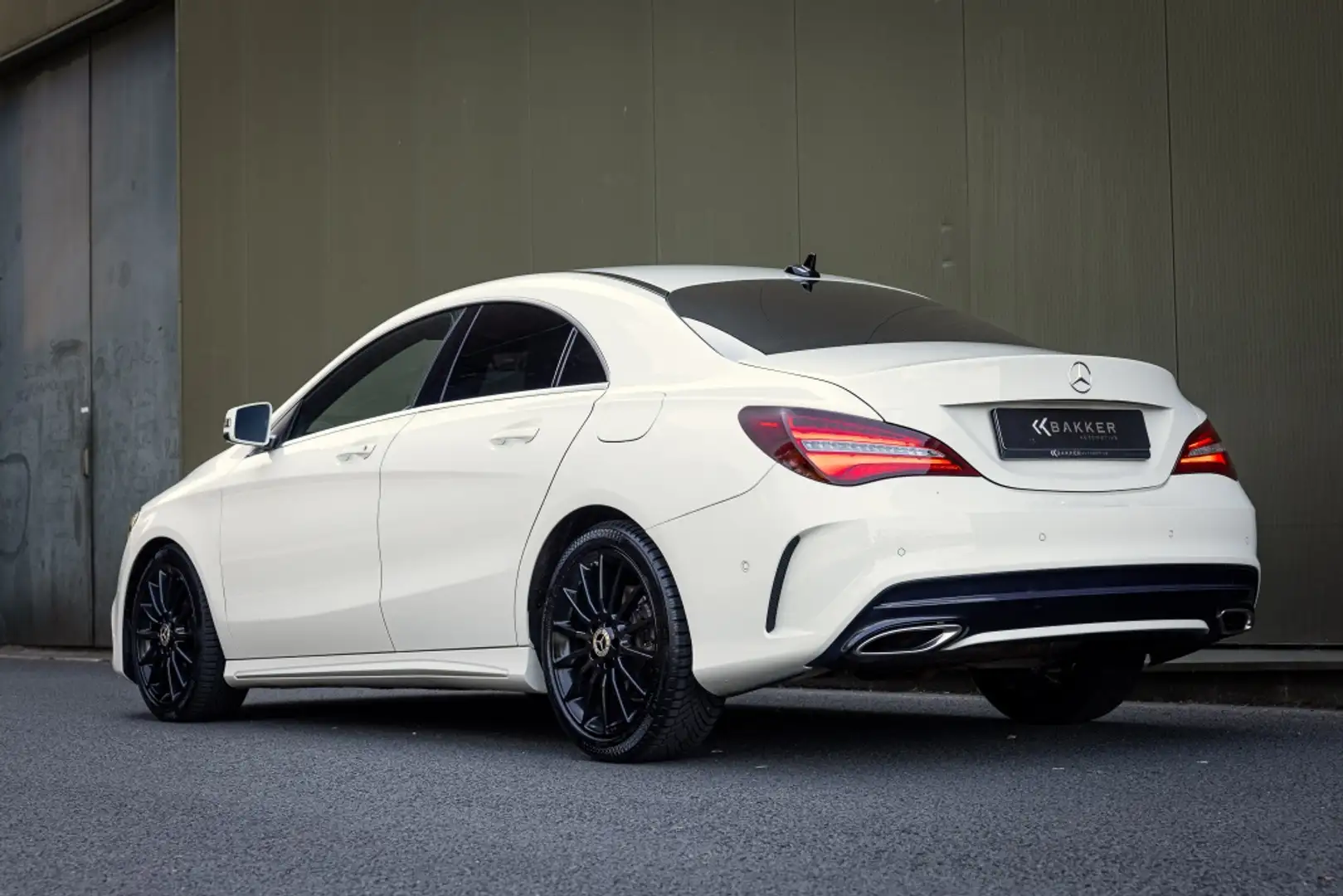 Mercedes-Benz CLA 220 D 4MATIC CLA Blanc - 2