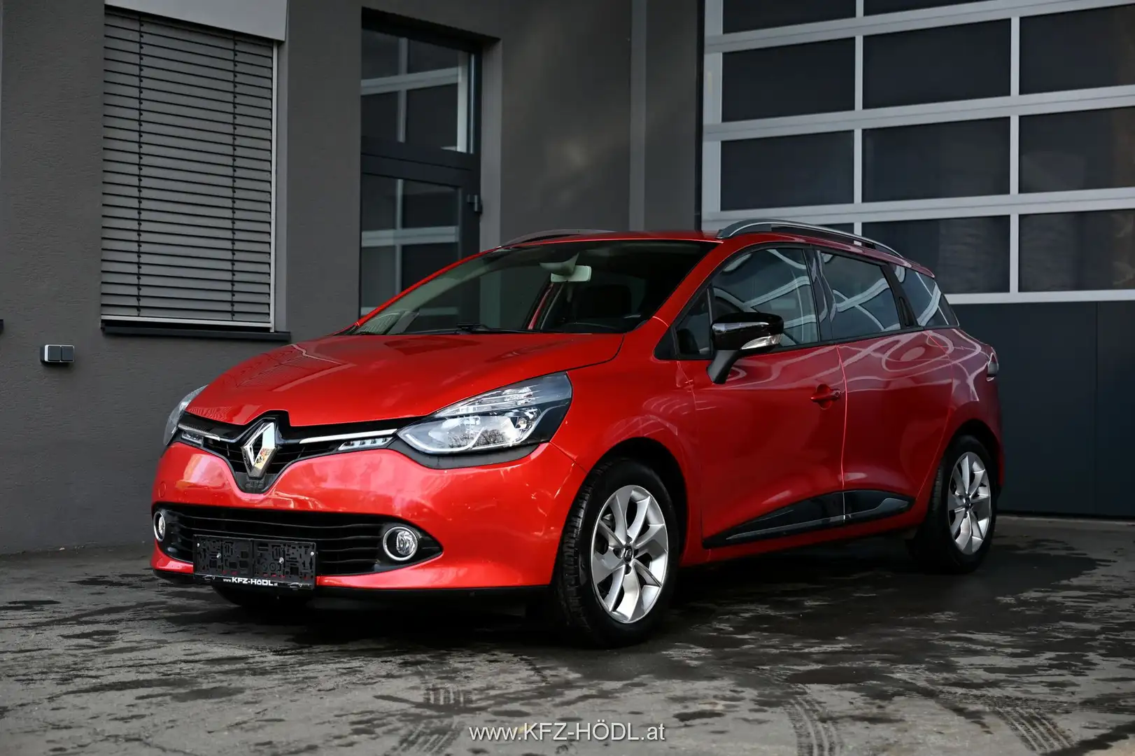 Renault Clio IV 0.9 TCe 90 eco² Grandtour Limited ENERGY Rouge - 1