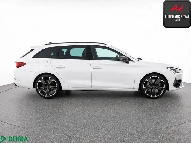 Cupra Leon view 6