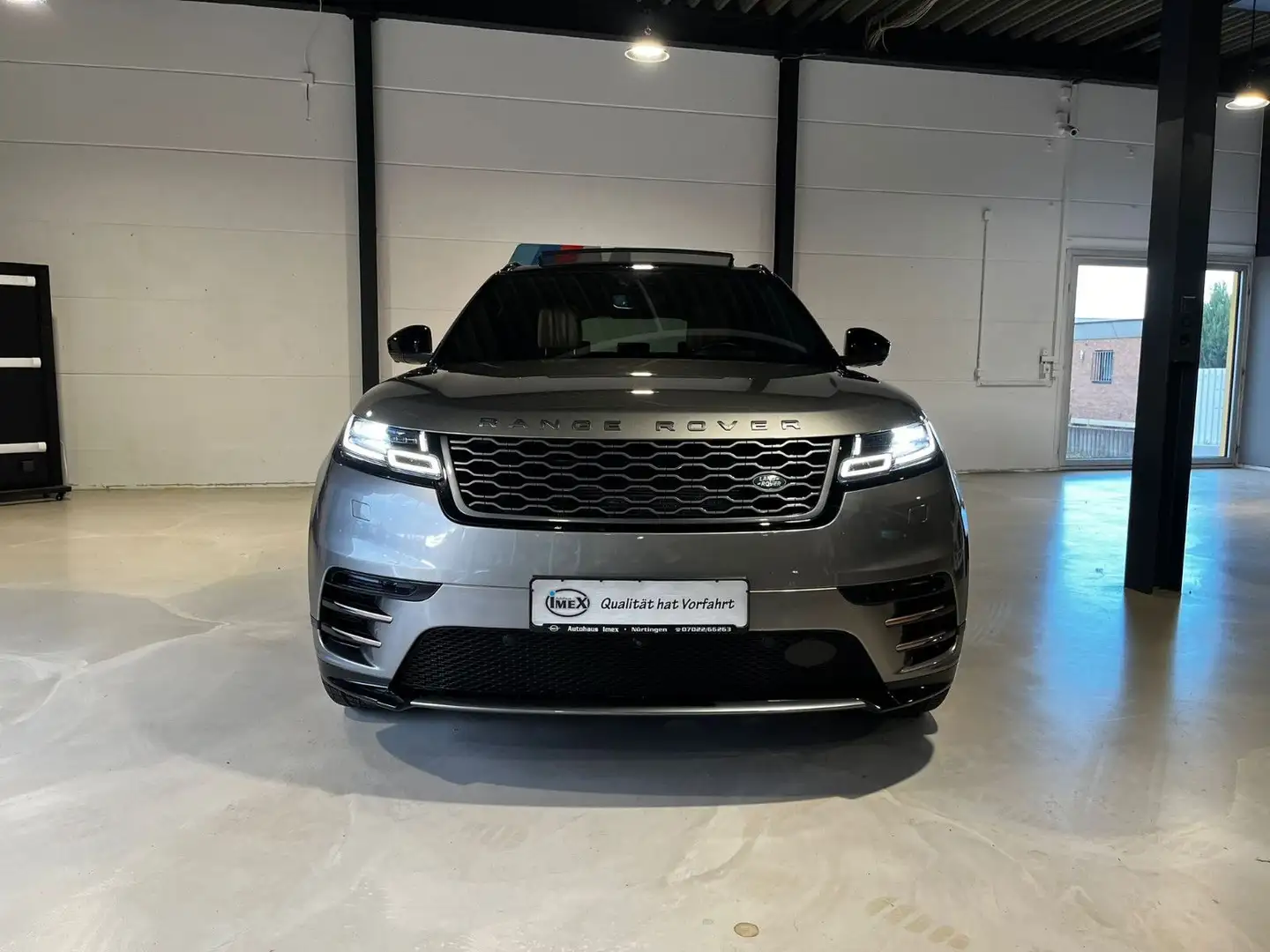 Land Rover Range Rover Velar Velar R-Dyn HSE P380 *PANO*MATRX*360°*ACC*VOLL Silber - 2