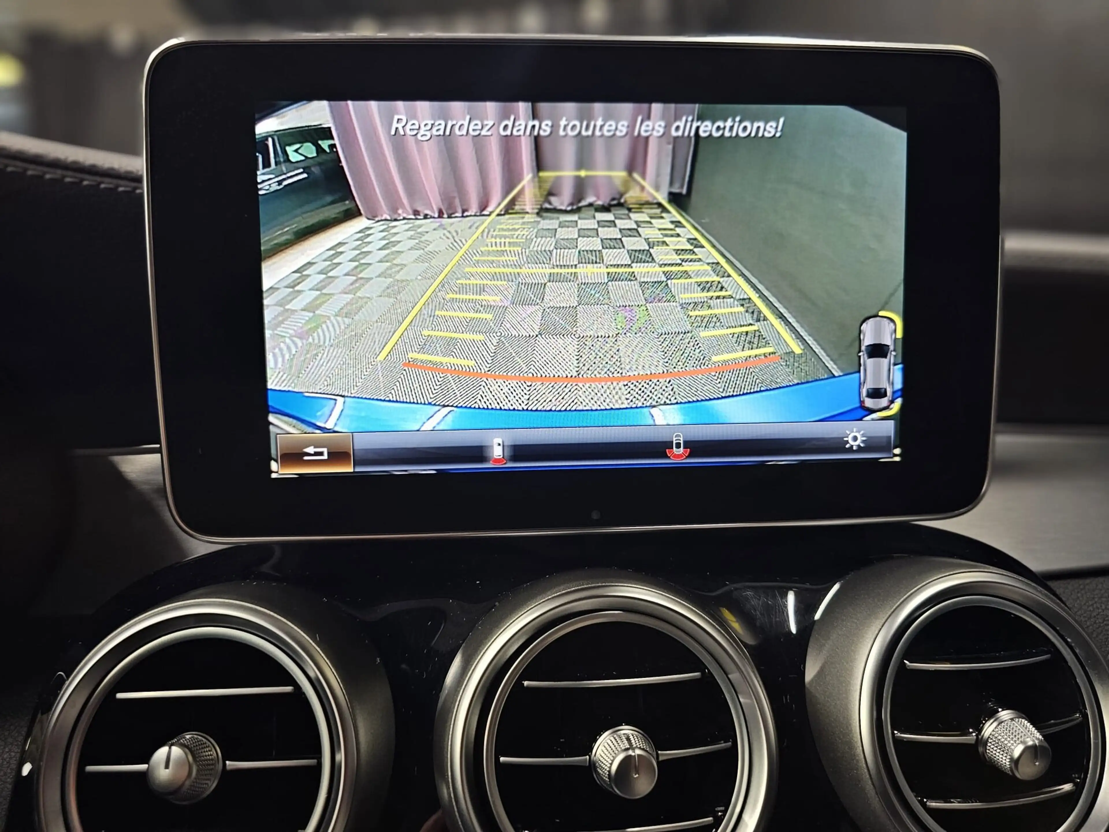 Mercedes-Benz C 63 AMG S — photo 12