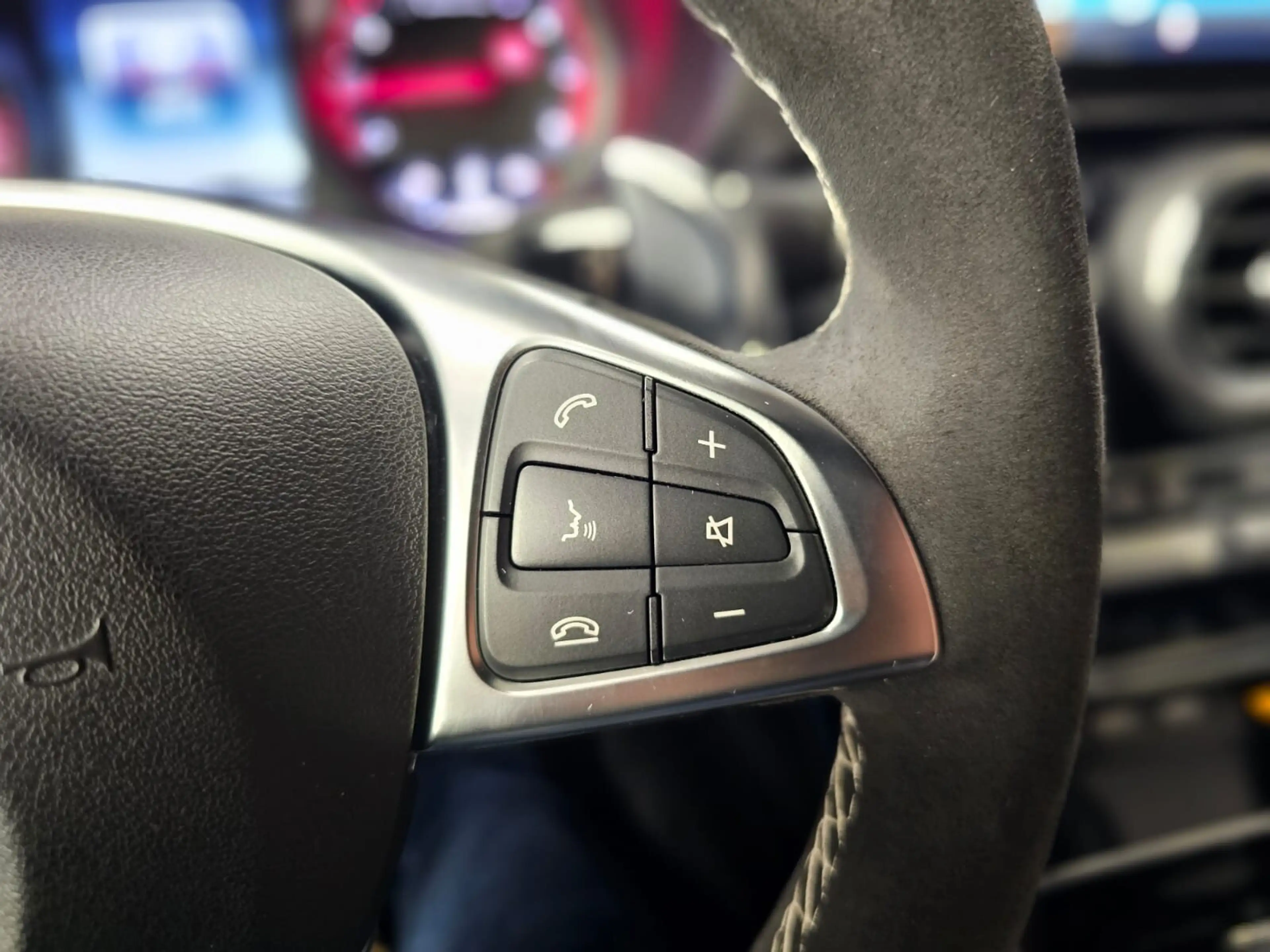 Mercedes-Benz C 63 AMG S — photo 15