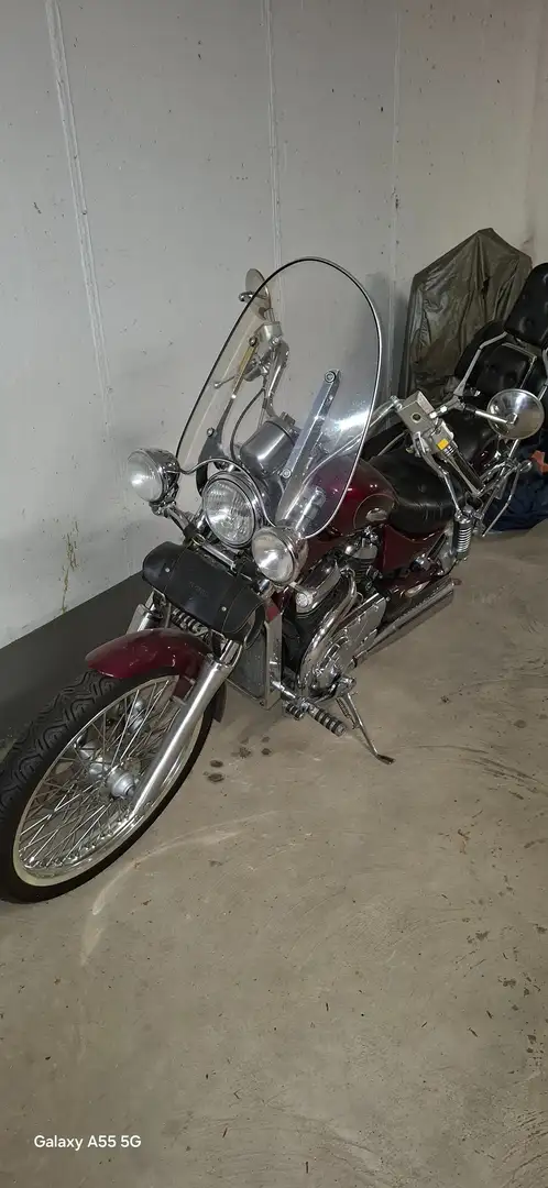 Suzuki VS 800 GL Rouge - 1