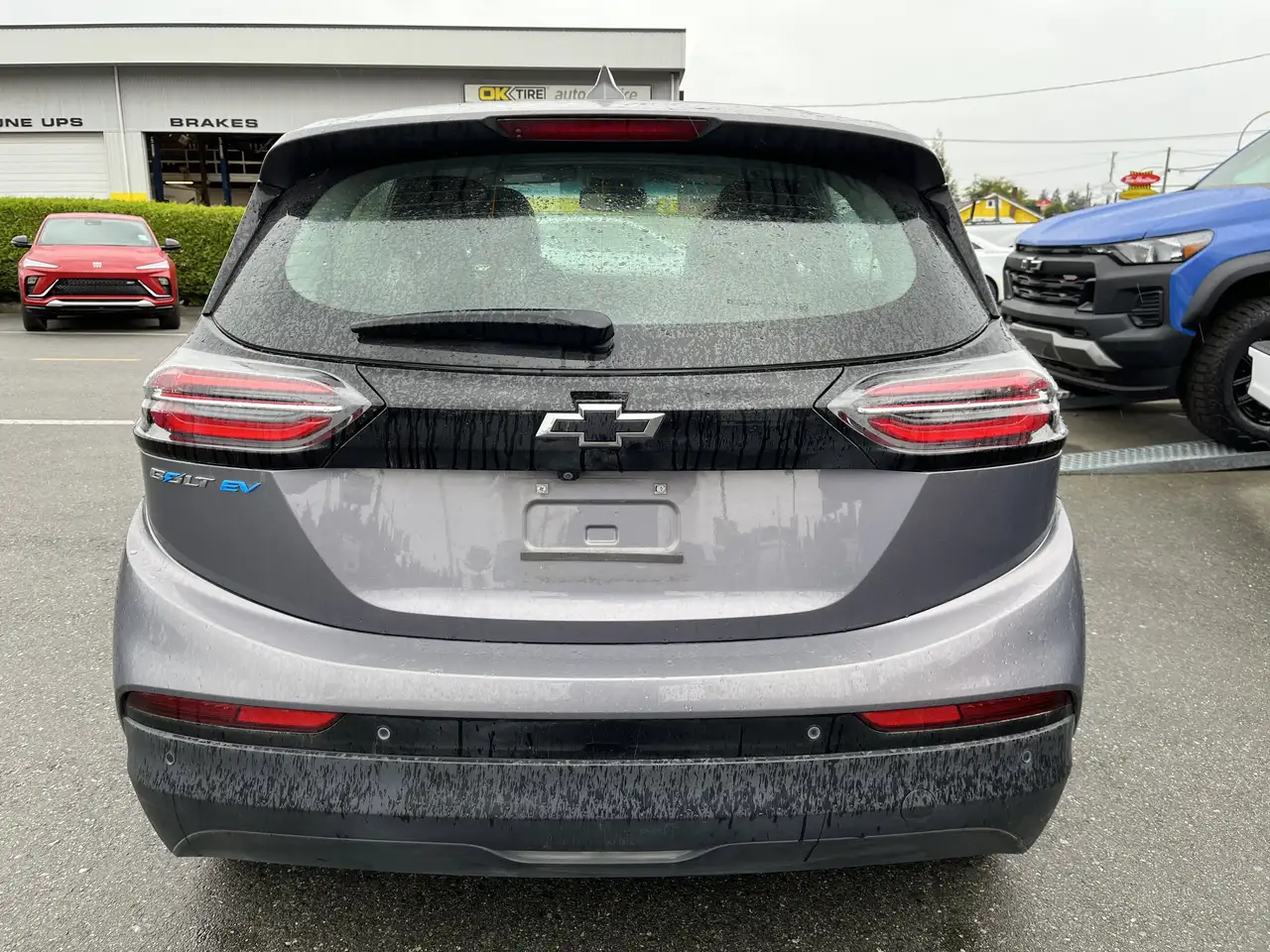 Chevrolet Bolt photo Chevrolet Bolt