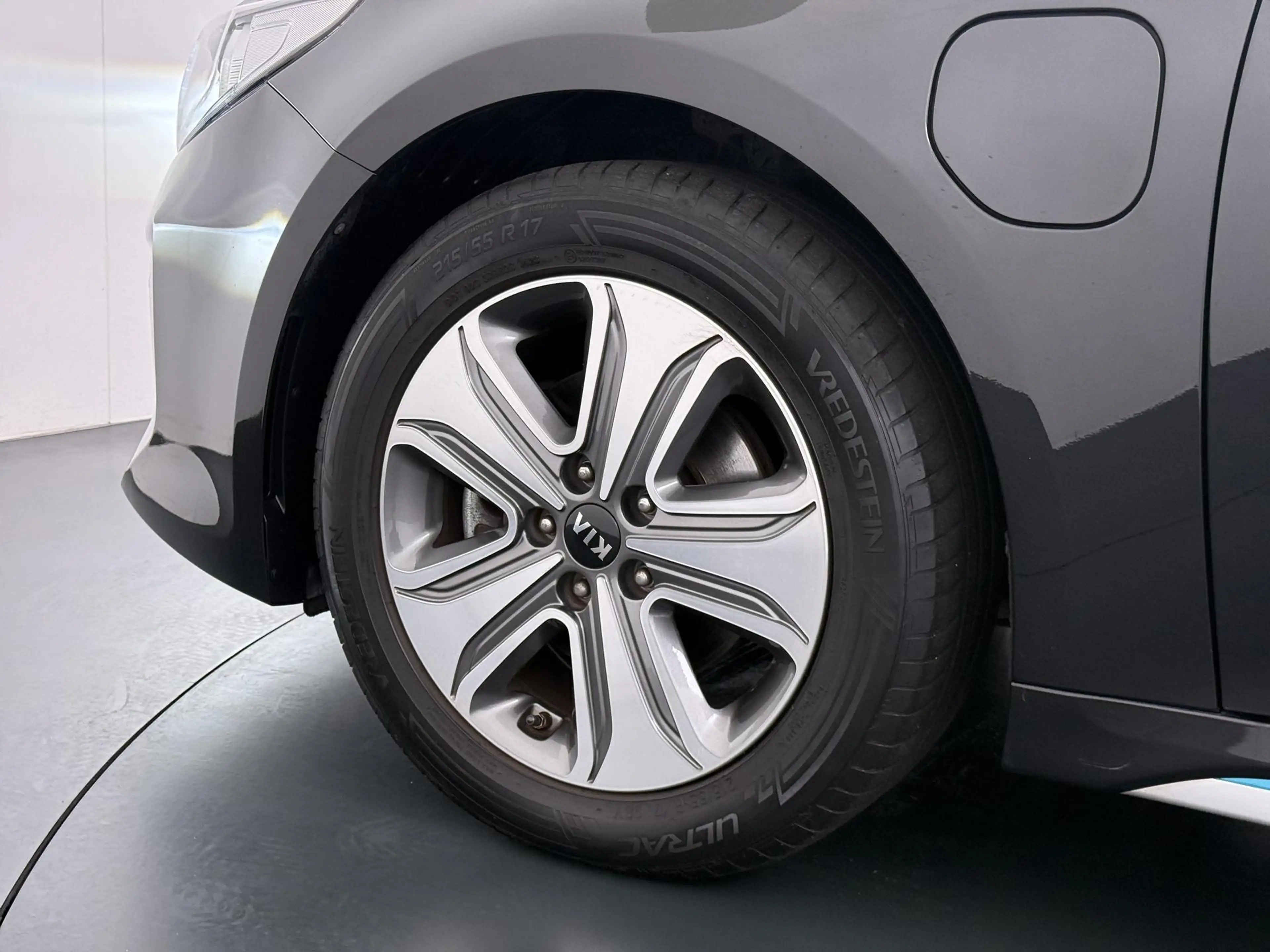 Kia Optima 2.0 GDI PHEV Business DynamicLine HarmanKardon/Cru — photo 10