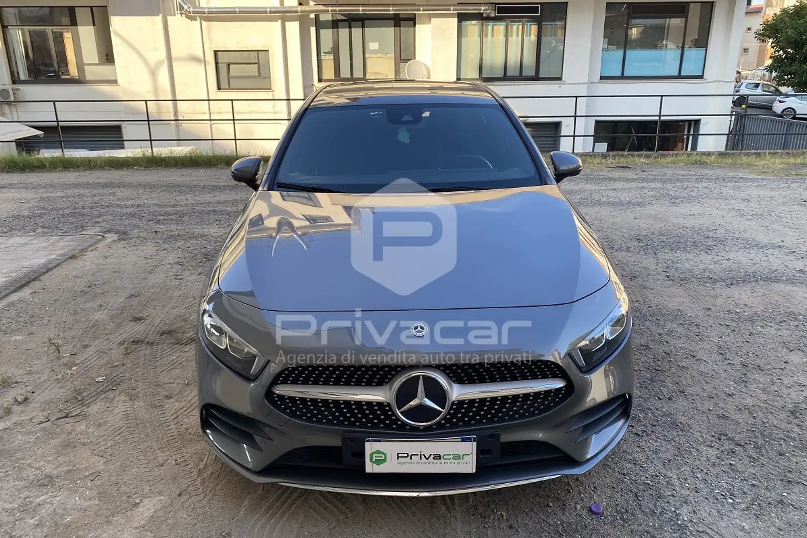 Mercedes-Benz A 200 A 200 d Automatic Premium Argent - 2