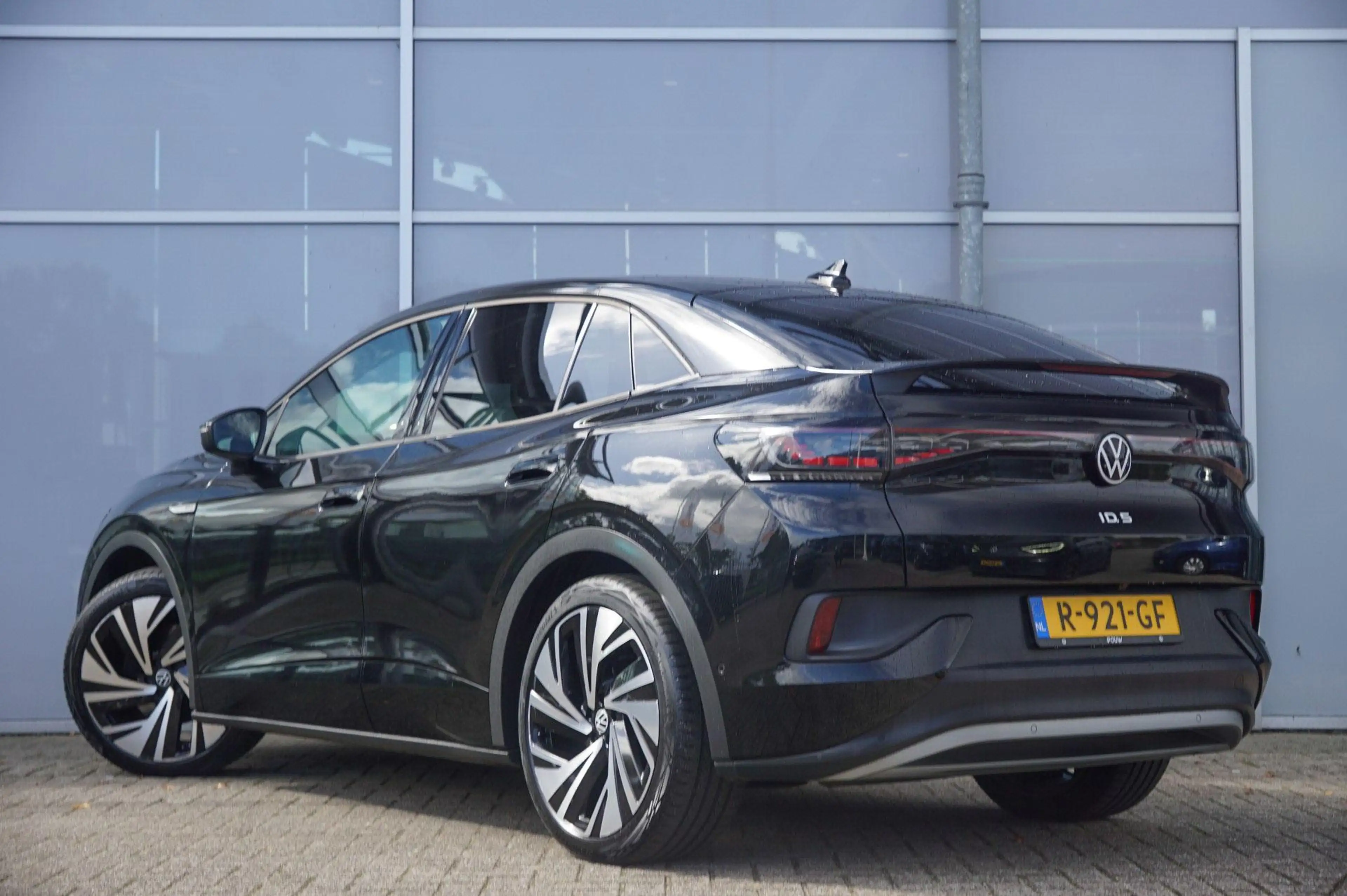 Volkswagen ID.5 174pk Pro 77 kWh | SoH 95% | Leder | Keyless | Ach — photo 13