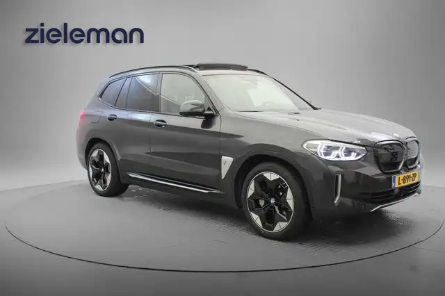 BMW iX3 High Executive 80 kWh - Carplay, Navi, Panorama, L