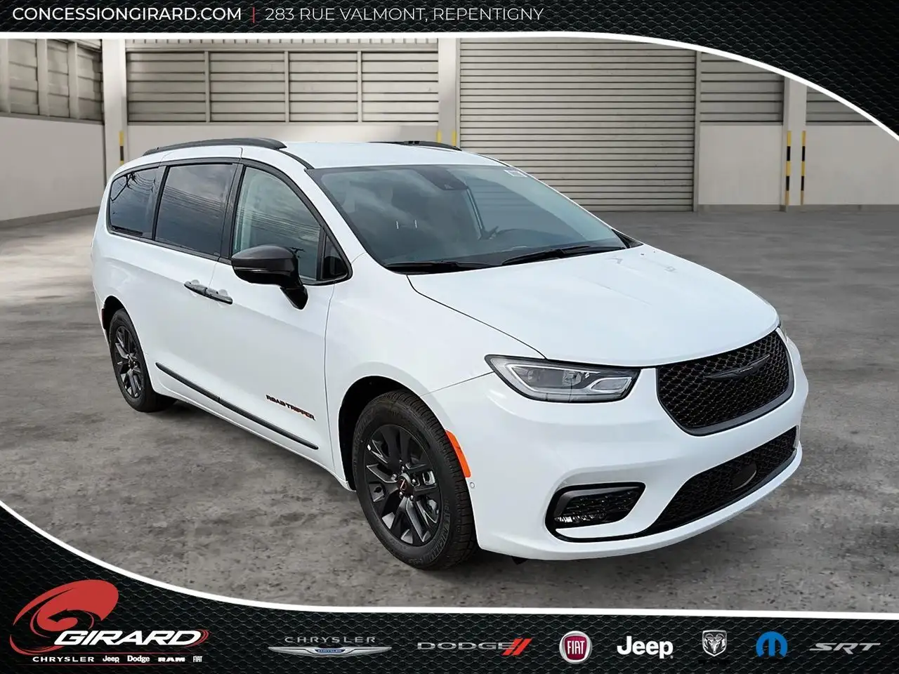 Chrysler Pacifica снимка Chrysler Pacifica