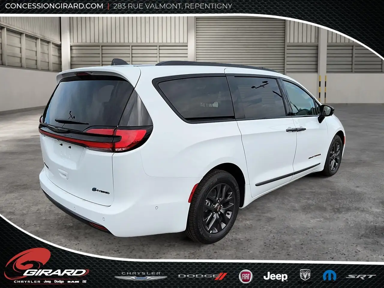 Chrysler Pacifica снимка Chrysler Pacifica