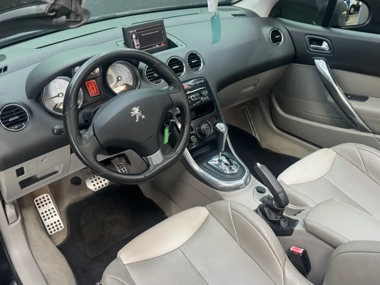Peugeot 308 308 Coupé-Cabriolet — photo 7