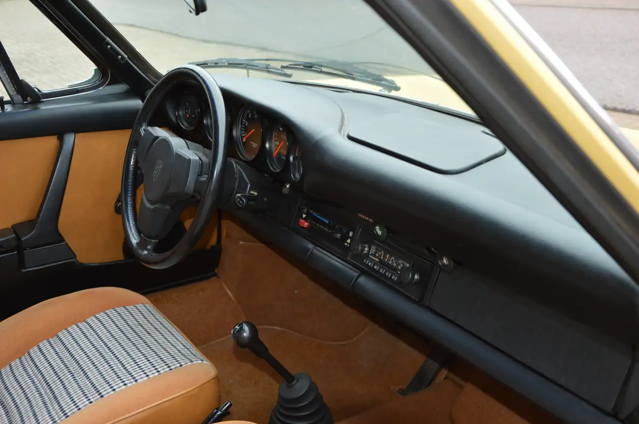 Porsche 911 Targa 2.7 Matchingnumbers, foto 11