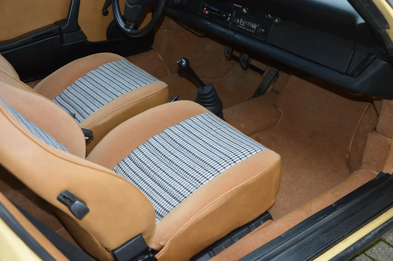Porsche 911 Targa 2.7 Matchingnumbers, foto 10