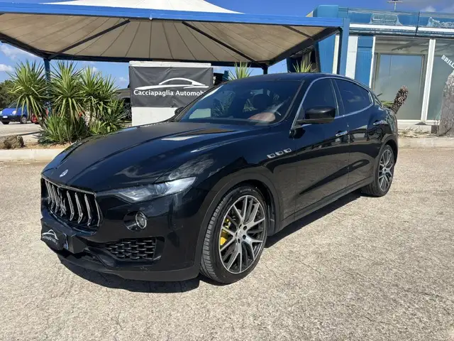 Maserati Levante 3.0D V6 275cv auto 2017