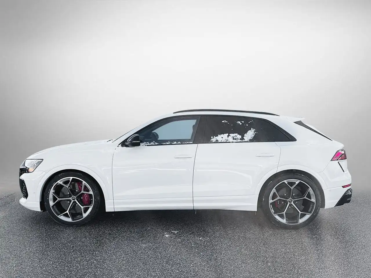Audi RS Q8 снимка Audi RS Q8