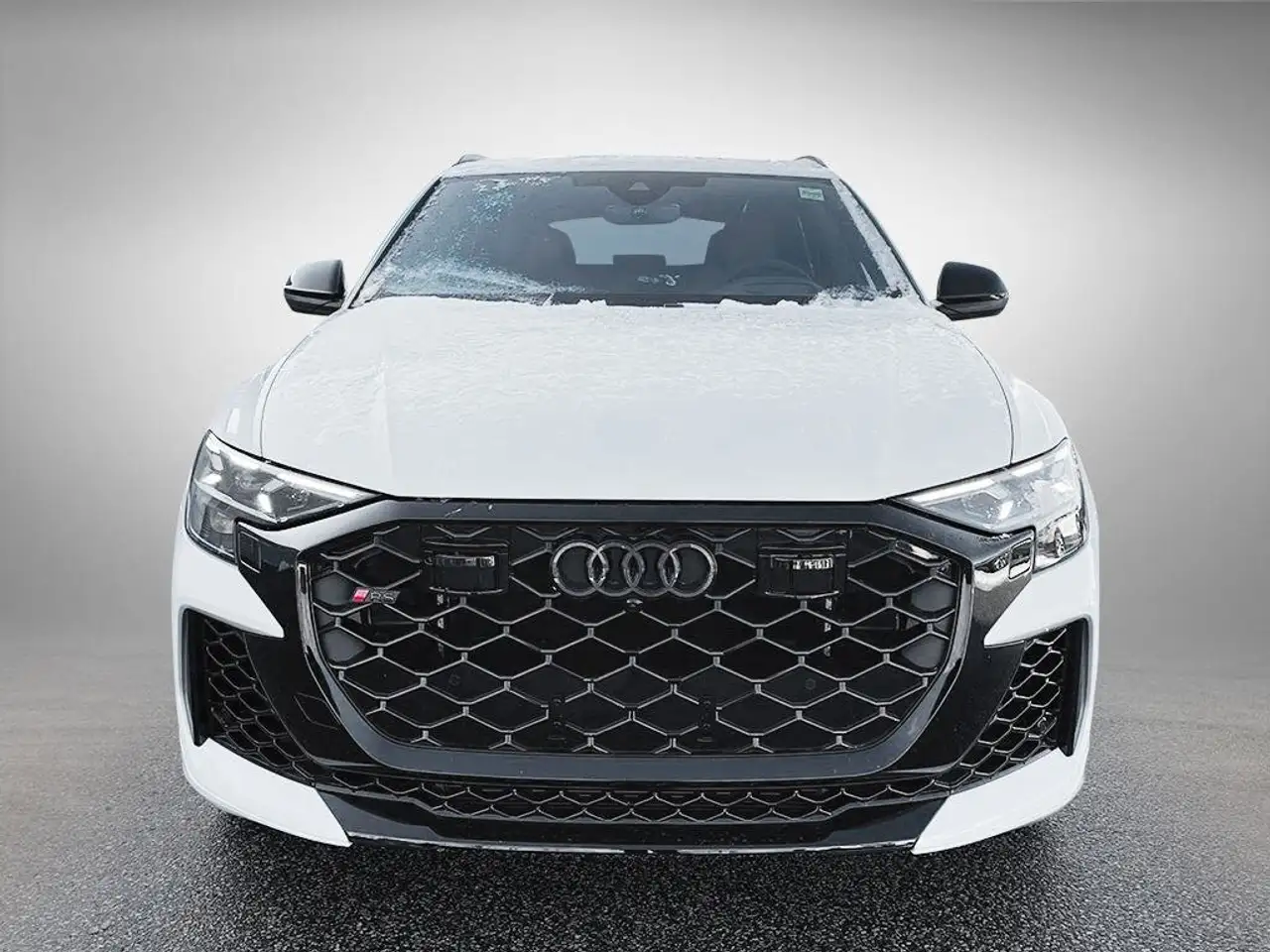 Audi RS Q8 снимка Audi RS Q8
