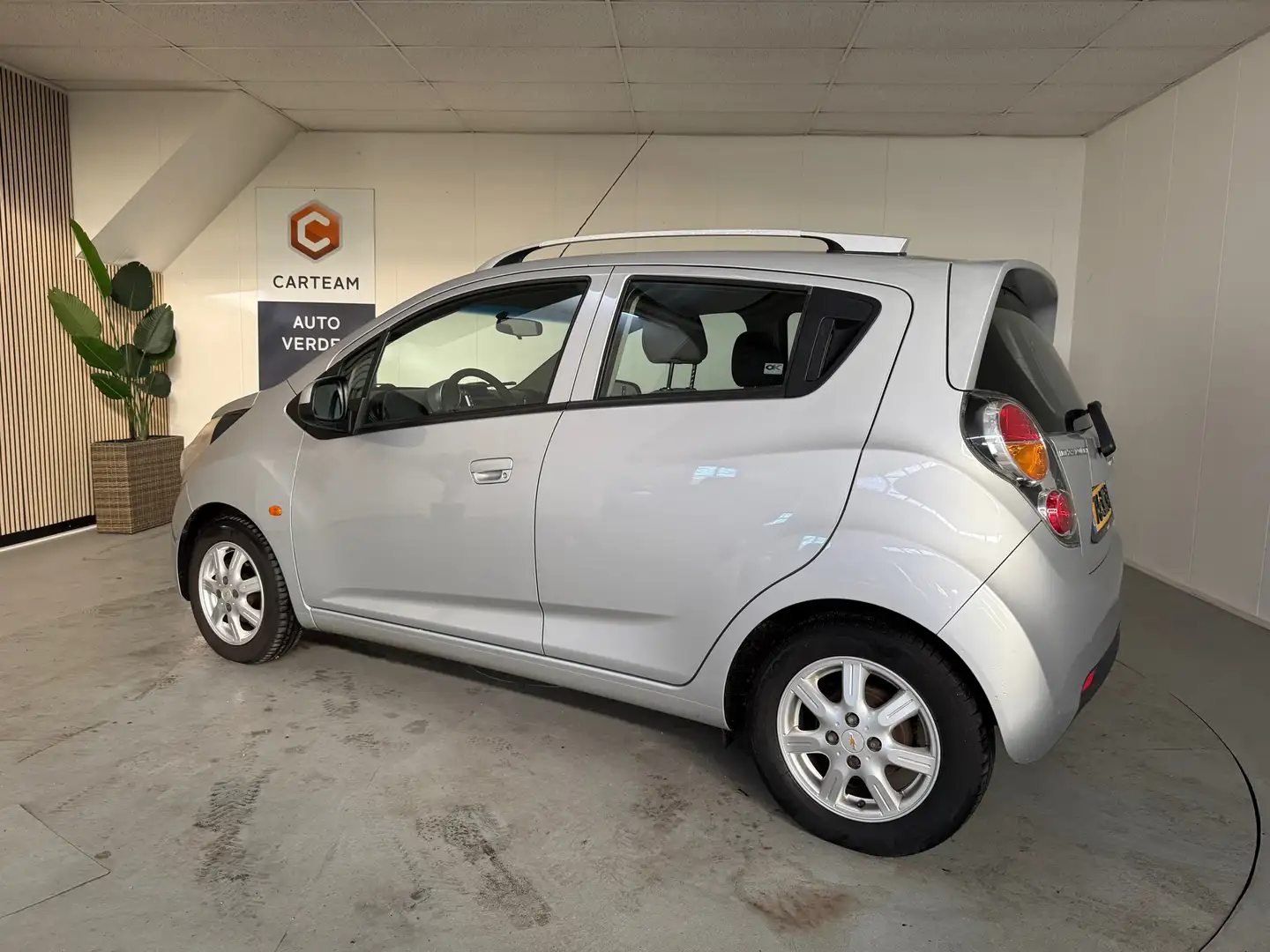 Chevrolet Spark 1.0 16V LS Bi-Fuel Airco, LMV Gris - 2