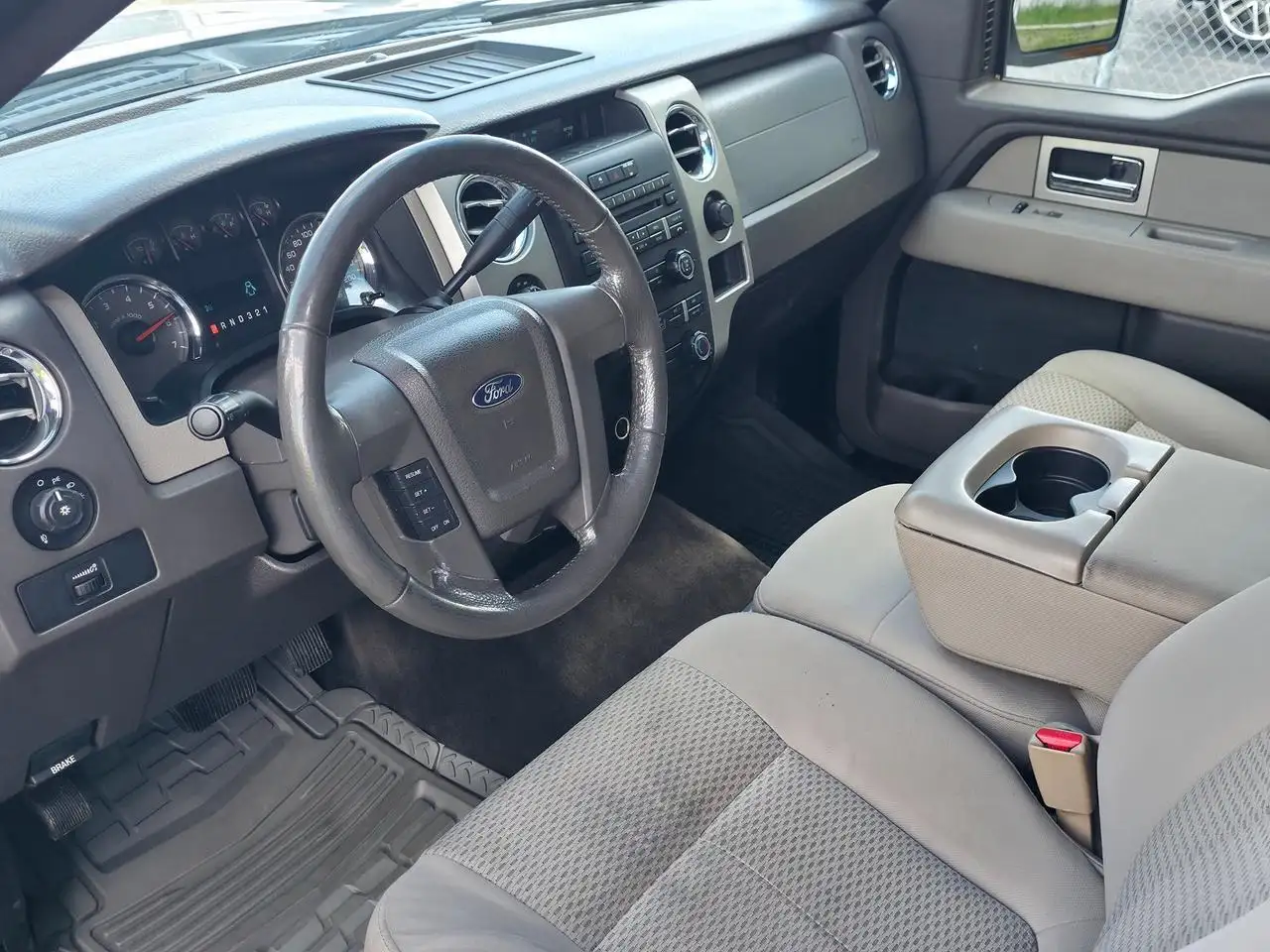 Ford F 150 снимка Ford F 150