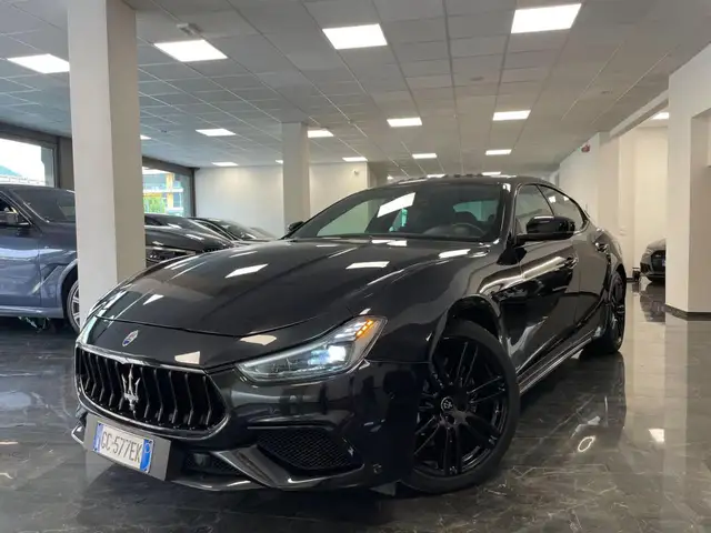 Maserati Ghibli L4 330 CV MHEV GRANSPORT-TETTO-CARBONIO