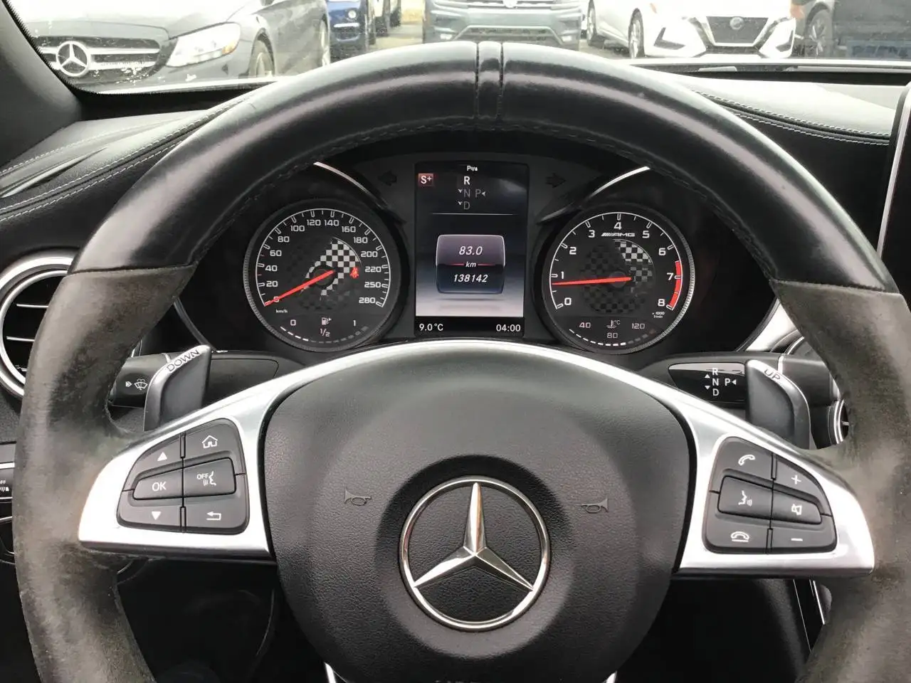 Mercedes-Benz C-Class снимка Mercedes-Benz C-Class