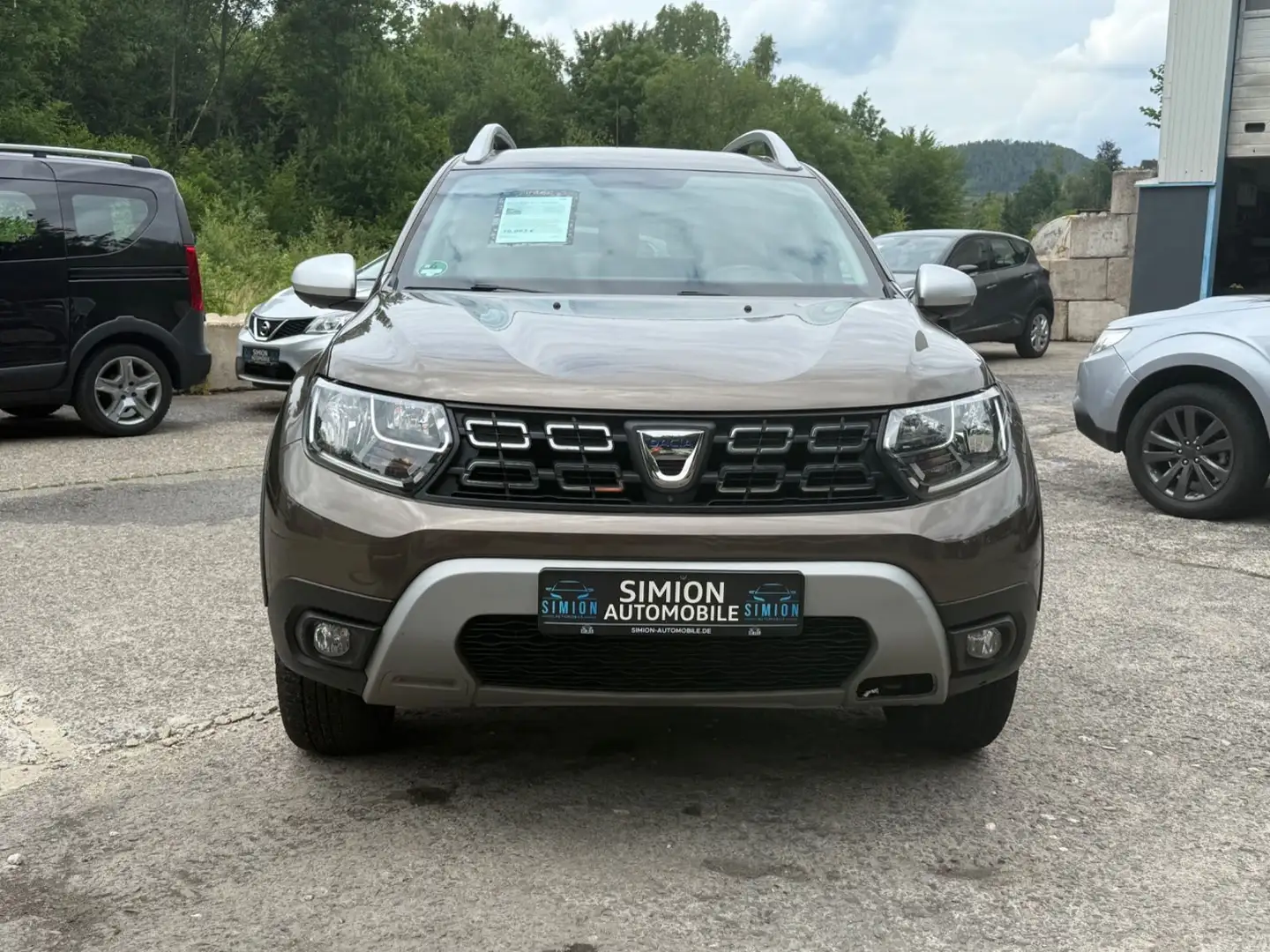 Dacia Duster II Prestige 4WD Prestige AHK unfallfrei Brązowy - 2