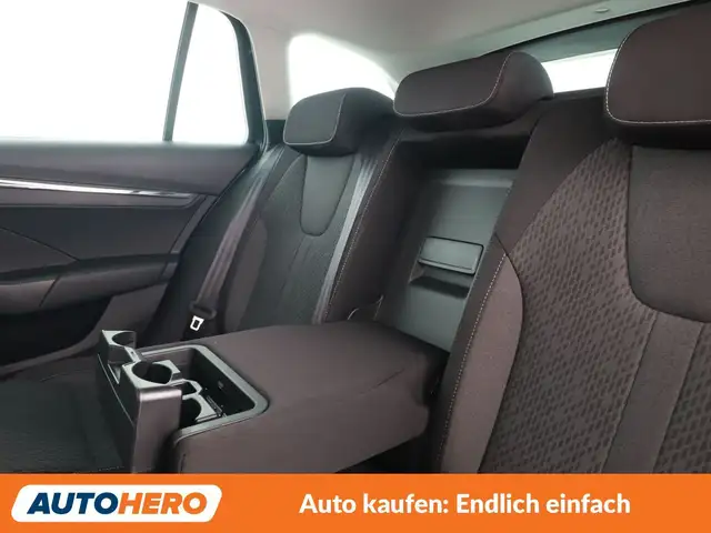 Skoda Octavia view 28
