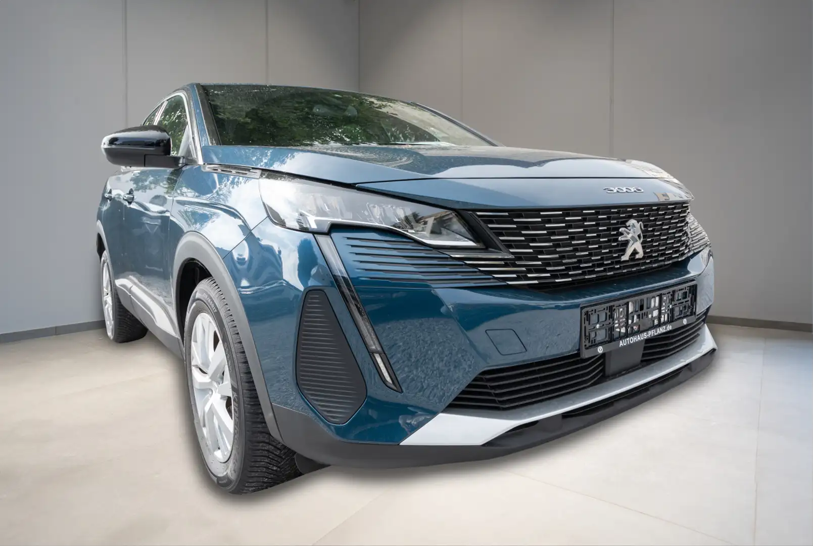 Peugeot 3008 Active Pack 1.2 PureTech 130 EAT8 Blauw - 2