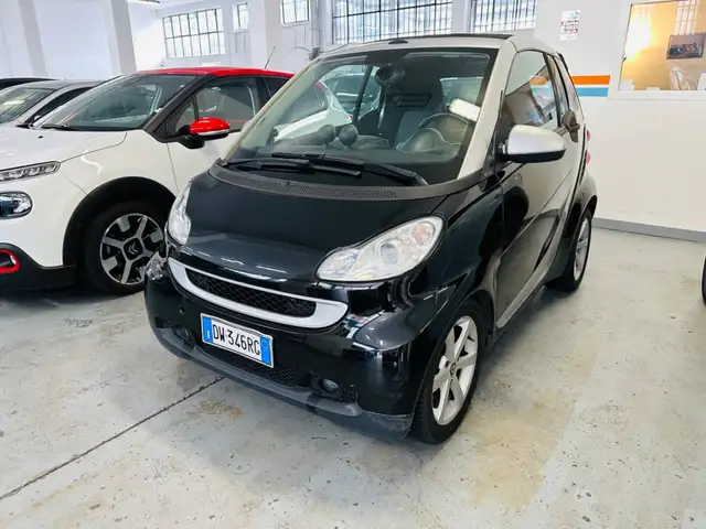 2009 Smart Fortwo in Black for sale