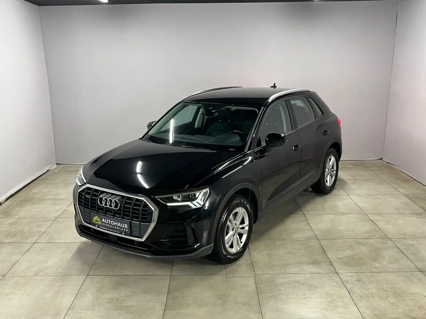 Audi Q3 40 TDI quattro Aut. ***Ambiente-Beleuchtung | LED Schwarz - 2