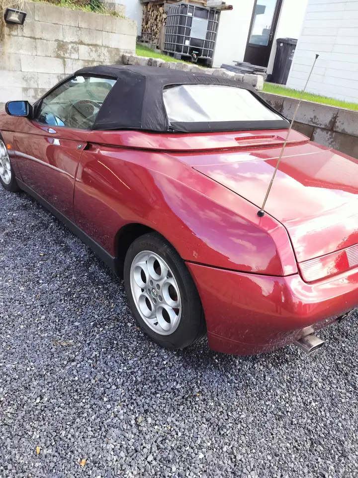 Alfa Romeo Spider 2.0i Lusso, foto 2