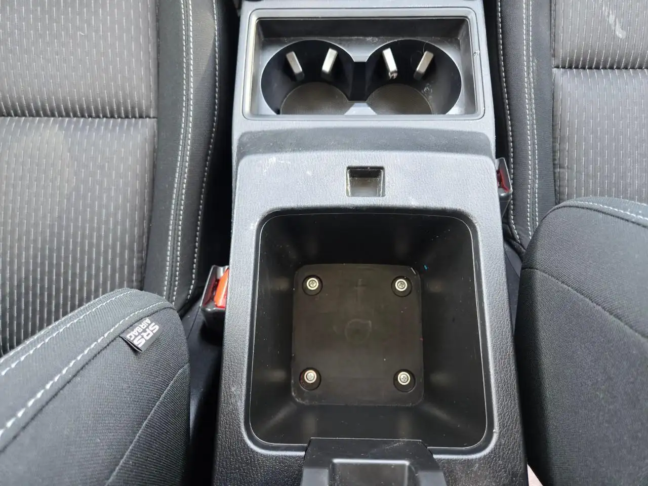 Mitsubishi Outlander снимка Mitsubishi Outlander