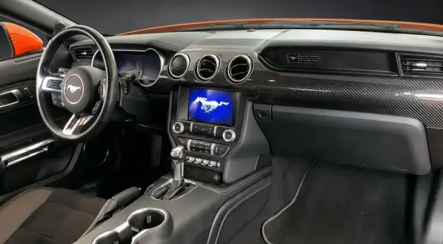 Ford Mustang view 6